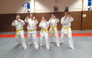 Félicitations à Julien, Fabien, Amandine, Ghislain et Mathéo pour leur ceinture jaune !!!